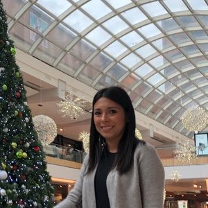 Meet your Posher, Silvia